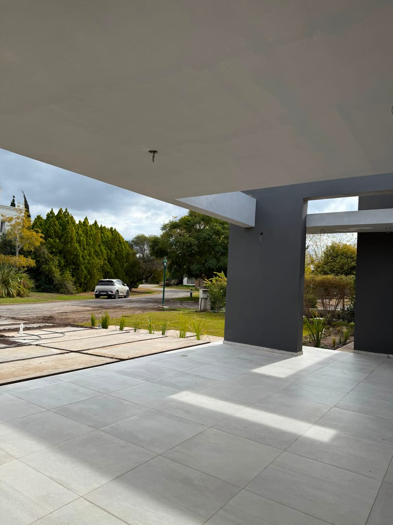 VENTA CASA EN RIVADAVIA SAN JUAN 5 AMBIENTES COCHERA DOBLE - Foto 8