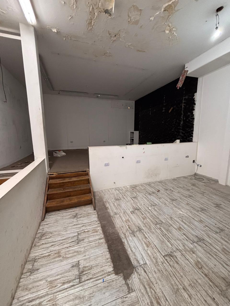 LOCAL 100 M2 ESQUINA LIBERTADOR PLANTA LIBRE CAPITAL - Foto 8