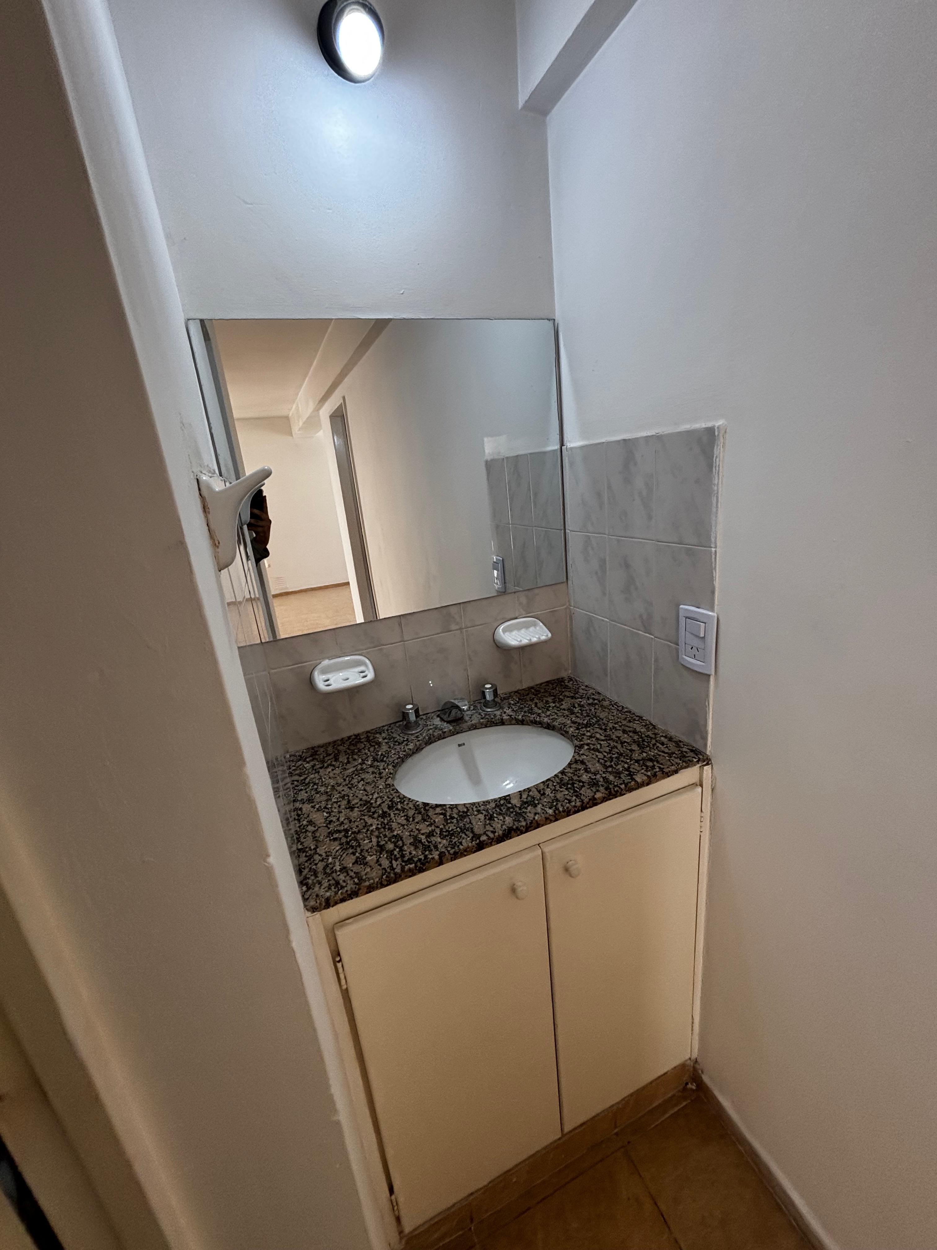 Depto Ameghino y Cordoba de un dormitorio en alquiler - Foto 3