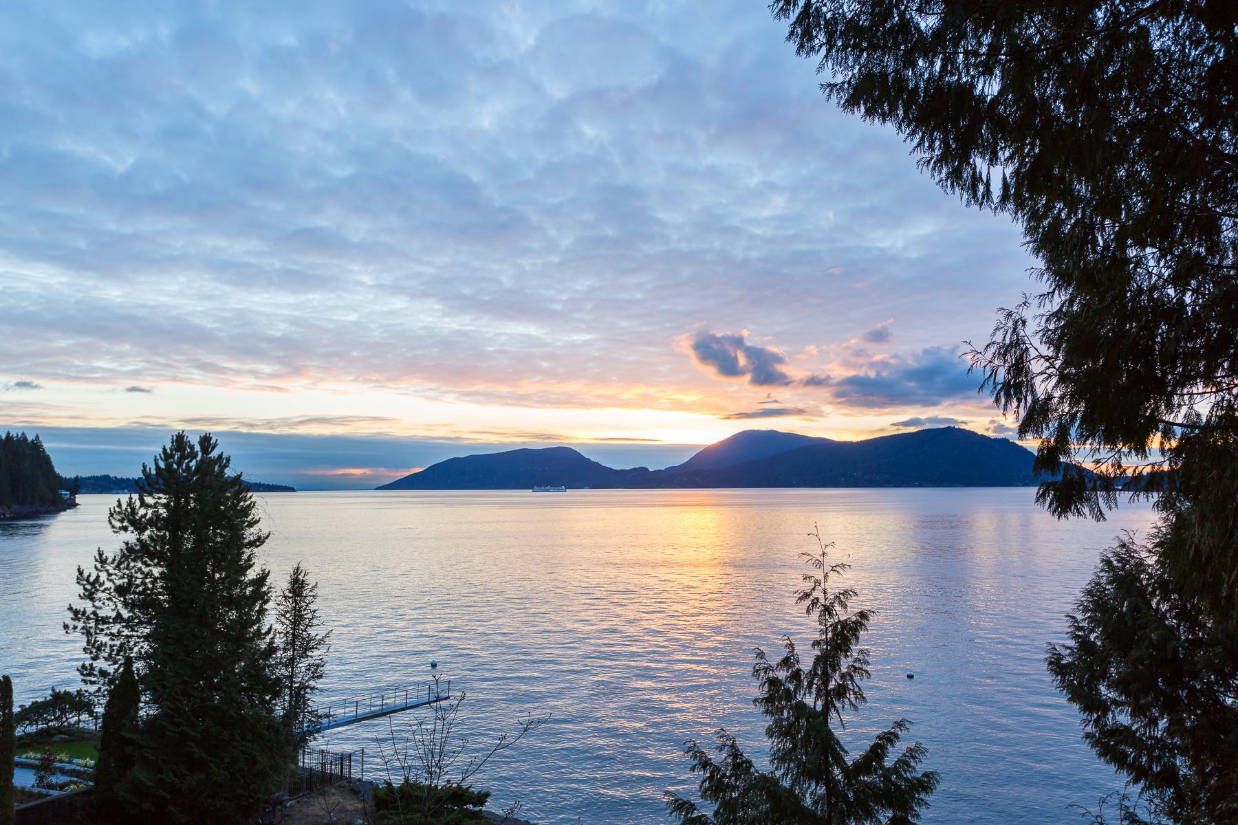 11 Strachan Point Rd