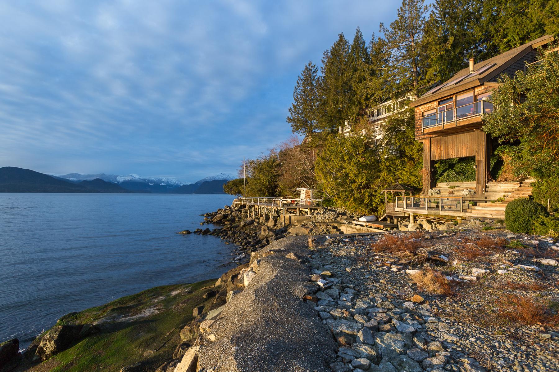 11 Strachan Point Rd