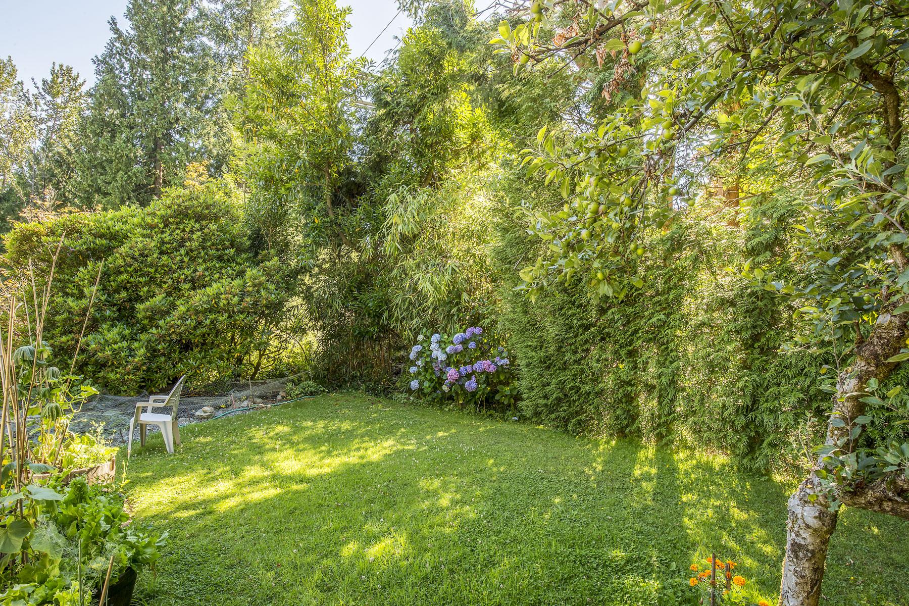 925 Highland Dr