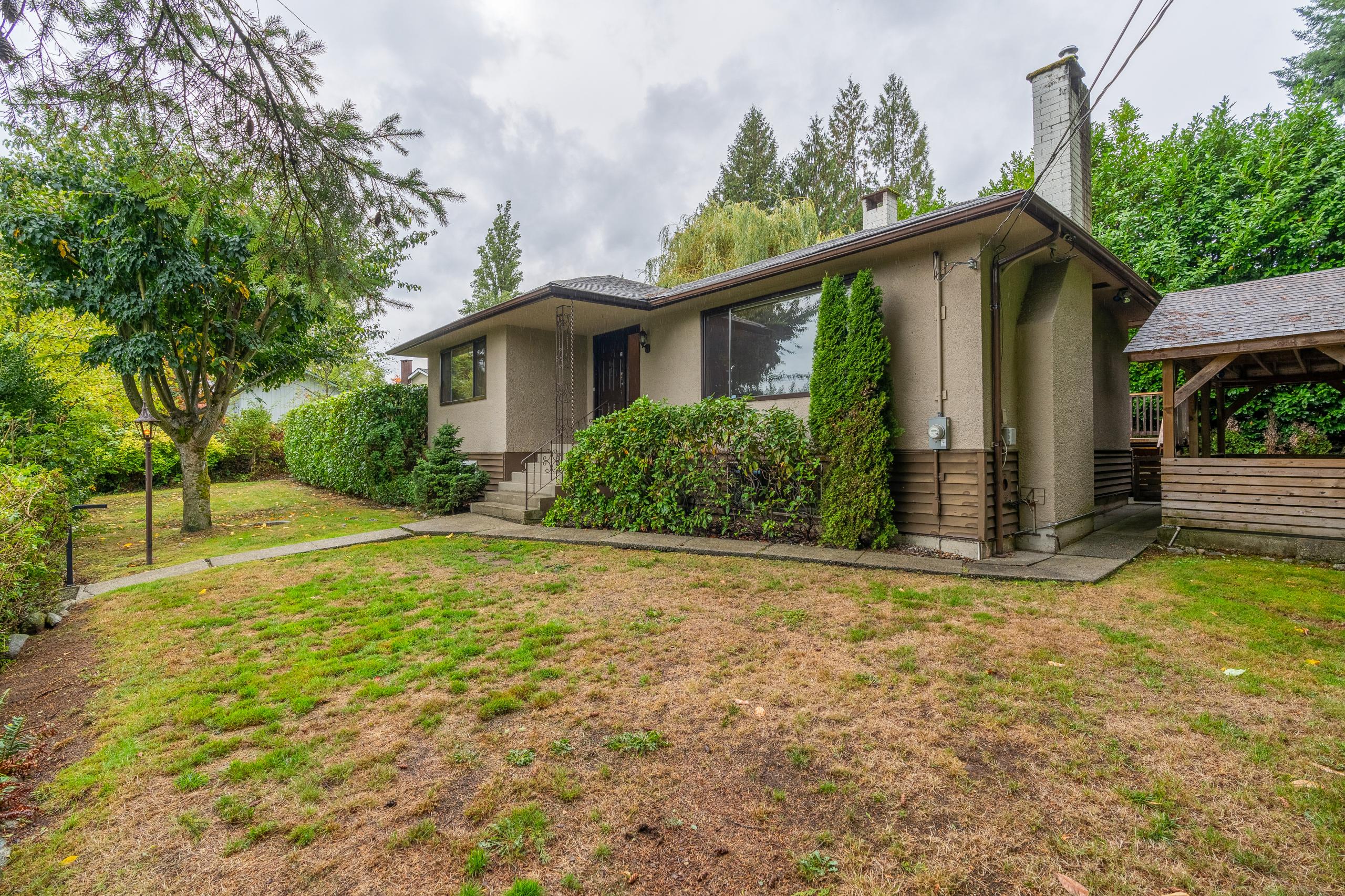 993 Friar Crescent, North Vancouver listing image