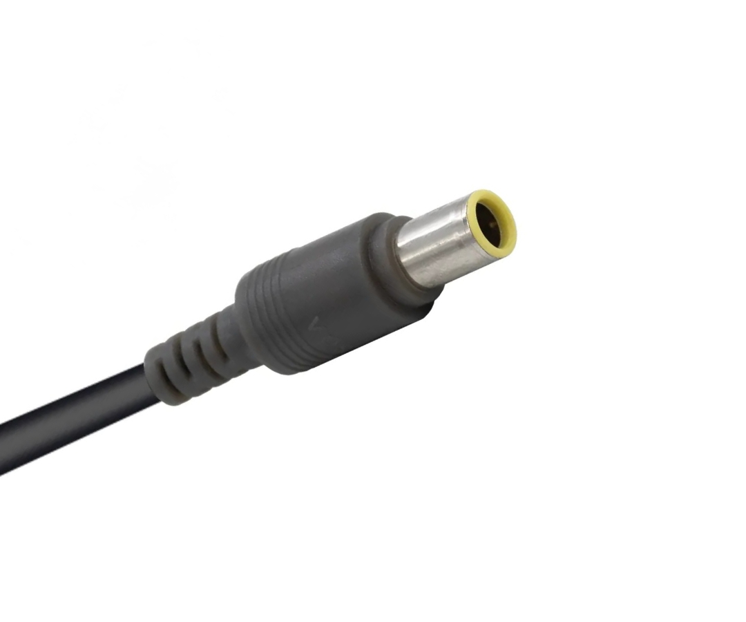 Potencia De Entrada. 100 – 240V;
Potencia De Salida: 20V 3.25A;
Cargador DC Plug:  7.9* 5.5mm;
Cable 1.2 Mts