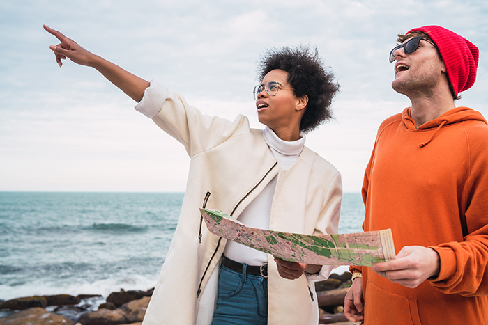 two-travelers-with-a-map
