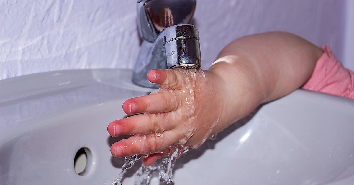 This Teacher May Have Finally Found a Way to Make Sure Young Kids Wash Their Hands