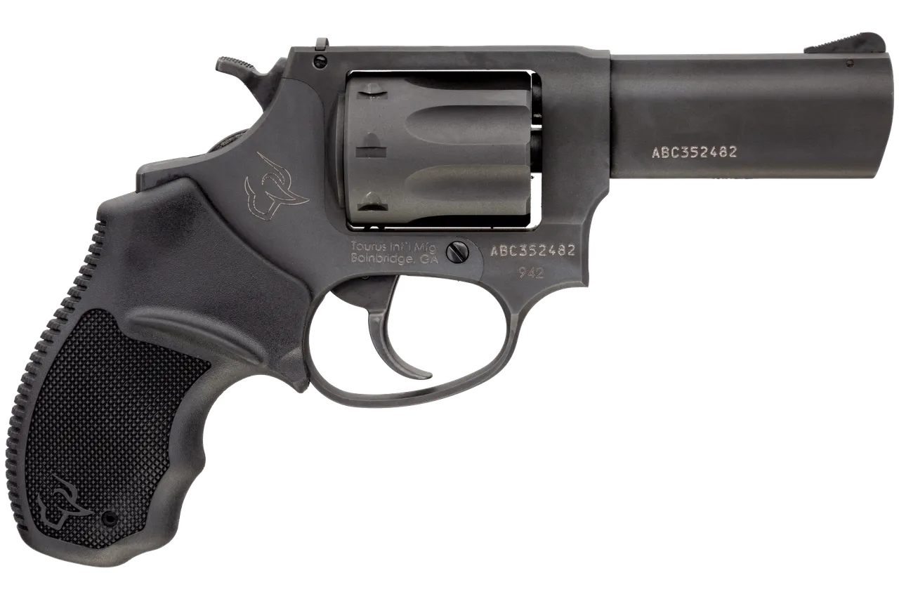 Taurus 2942031 942 22 LR 8rd 3" Barrel, Overall Matte Black Finish Steel & Finger Grooved Black Polymer Grip