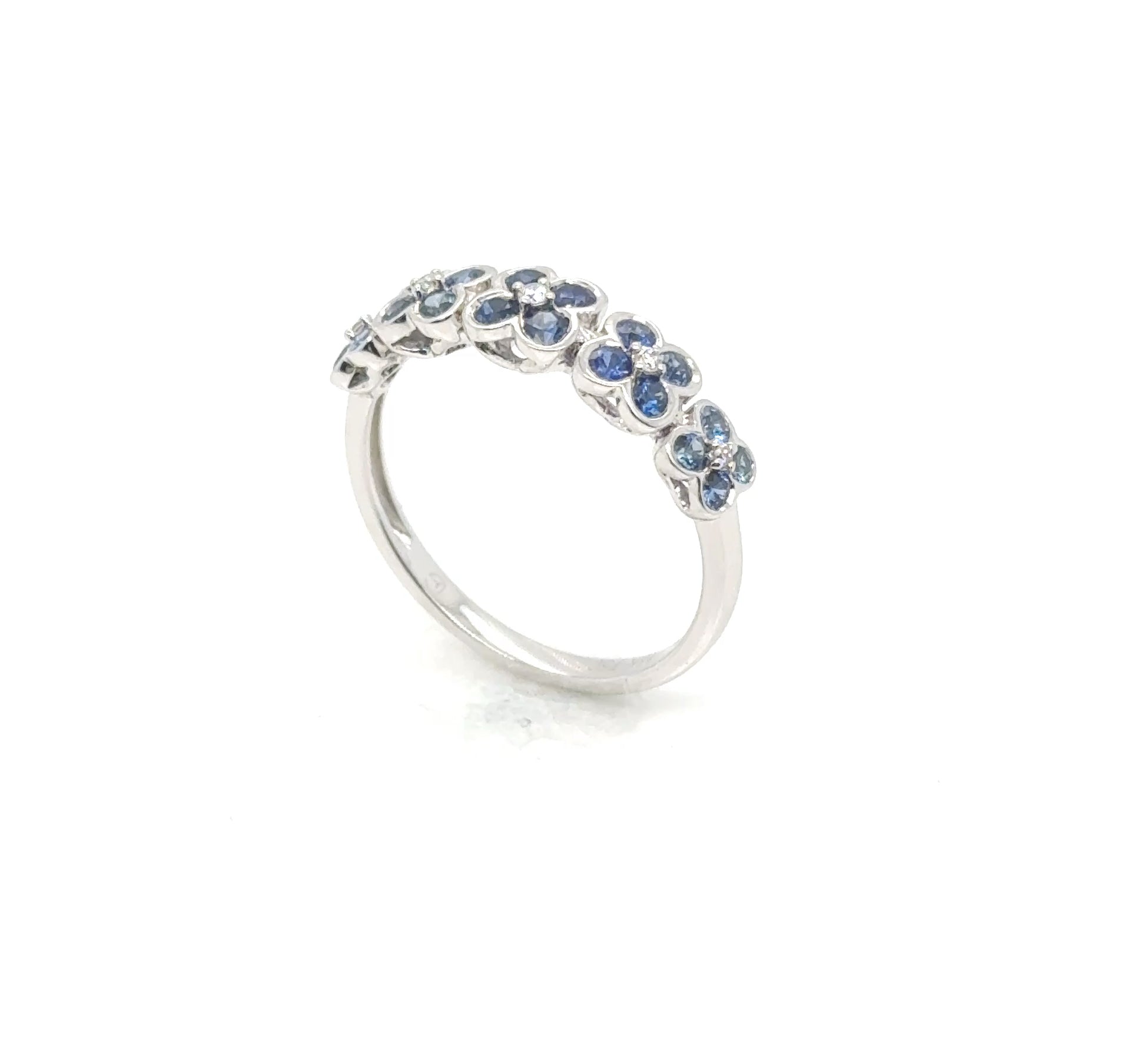 18kt White Gold Ring With Blue Flower Sapphires., image 6 of 10