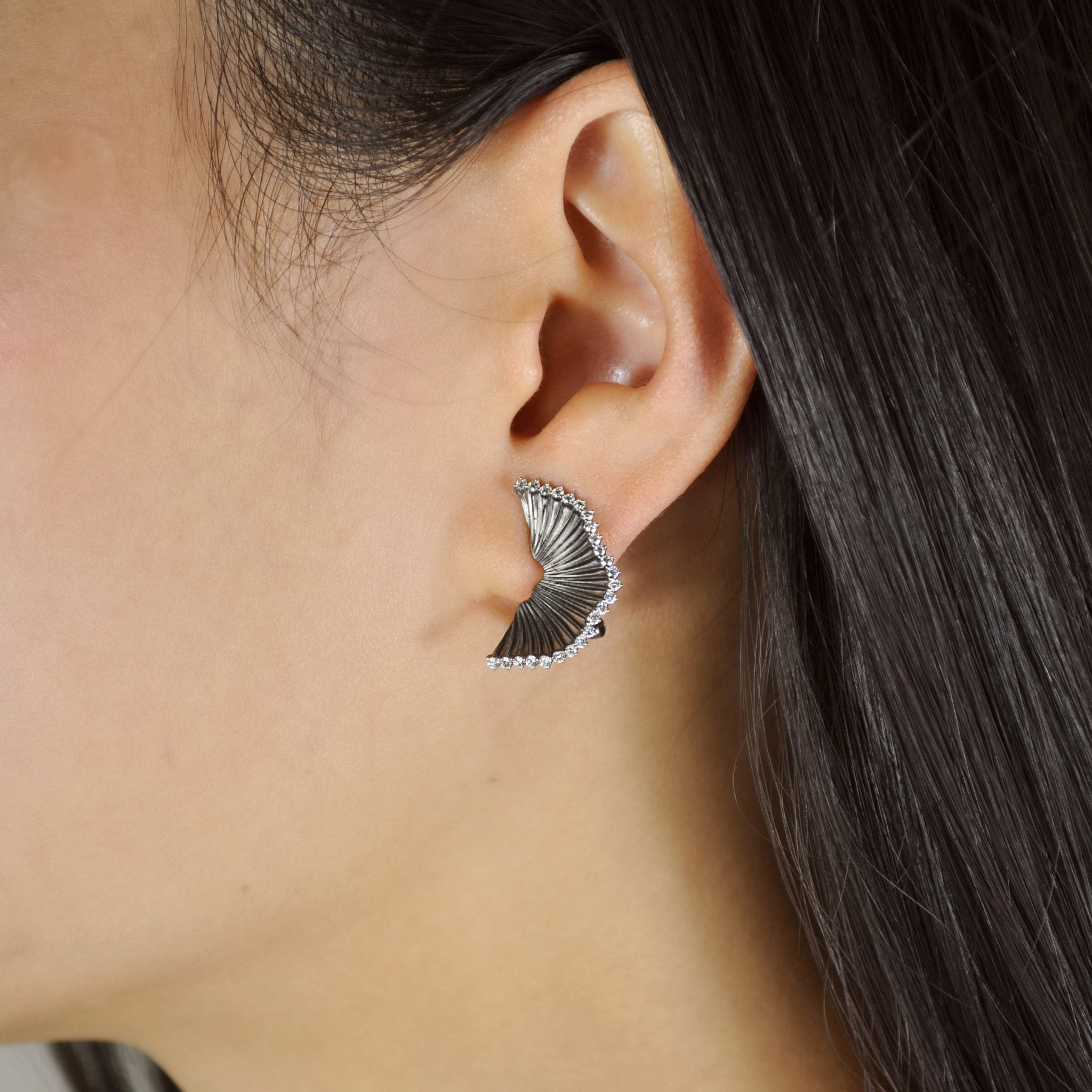 Sable Noir Birta Earrings, image 2 of 3