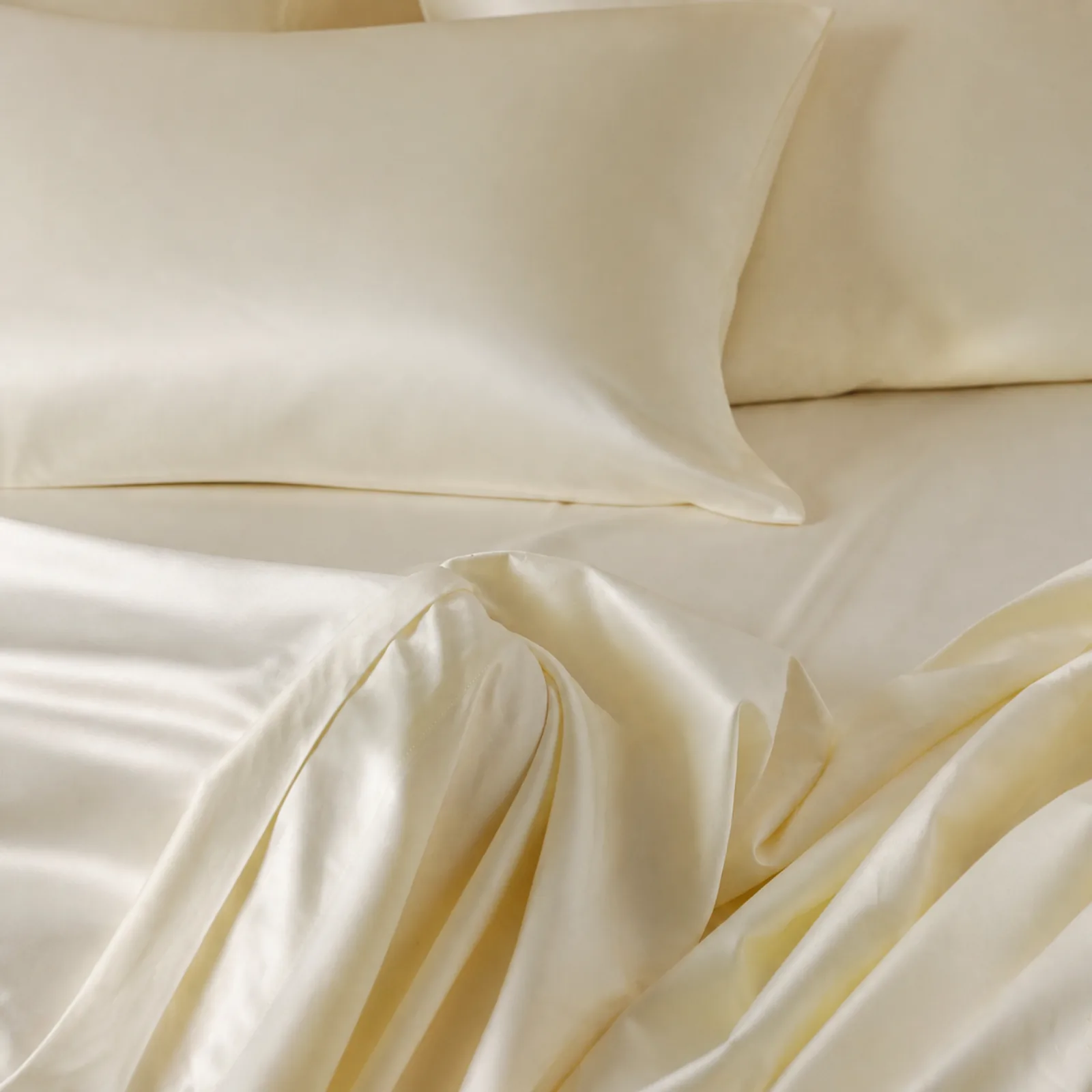 Hotel-weight drape