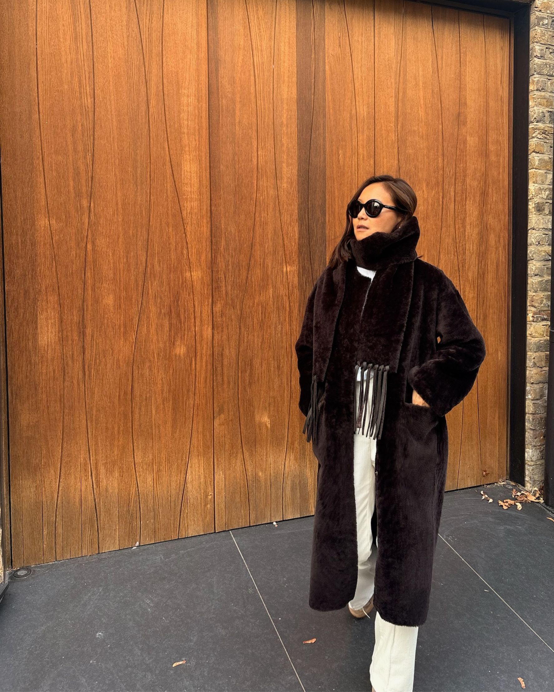 Polonaise Shearling Scarf Coat Dark Brown - alternate view