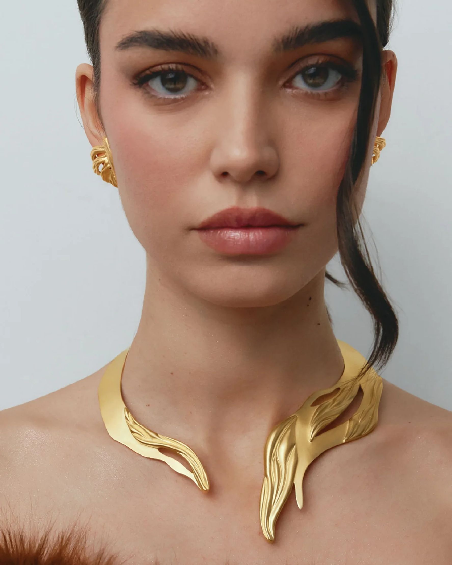 Juno Necklace Gold - alternate view