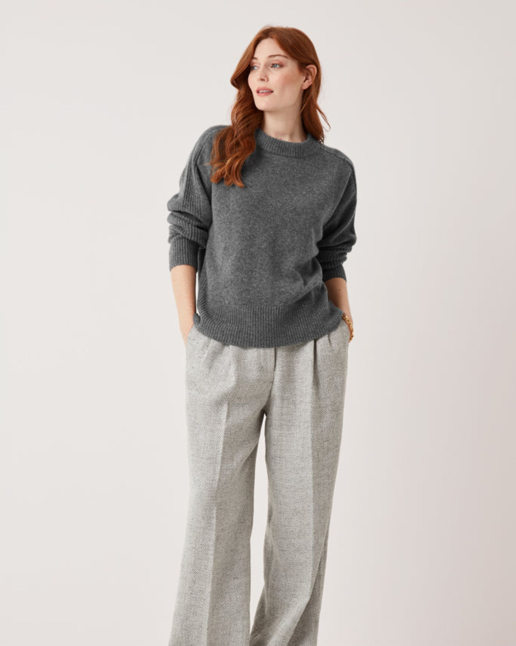 Cashmere Longline Crew Neck Sweater in Pewter Grey