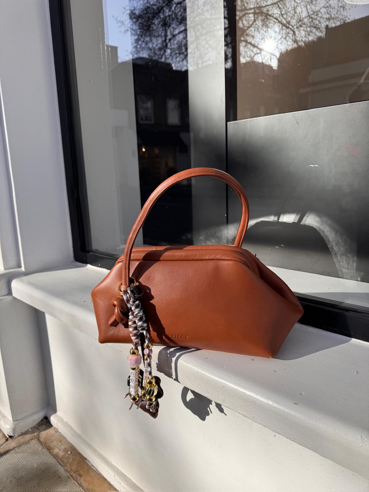 Money Pouch in Leather - alternate view