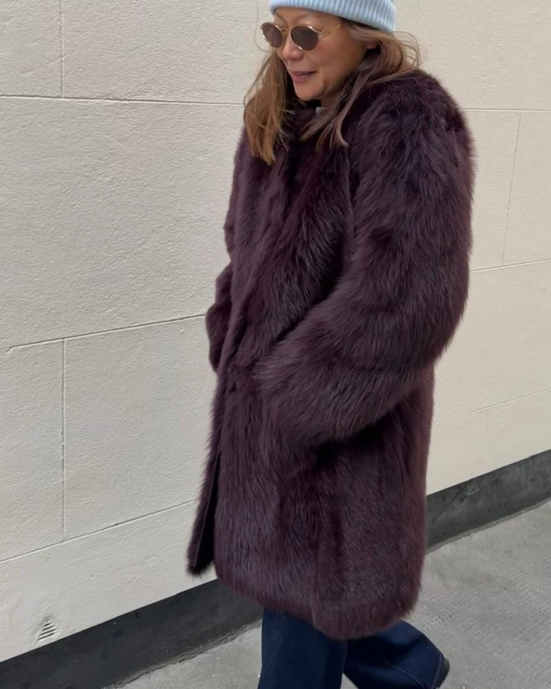 Roxy Toscana Shearling in Bordeaux - alternate view