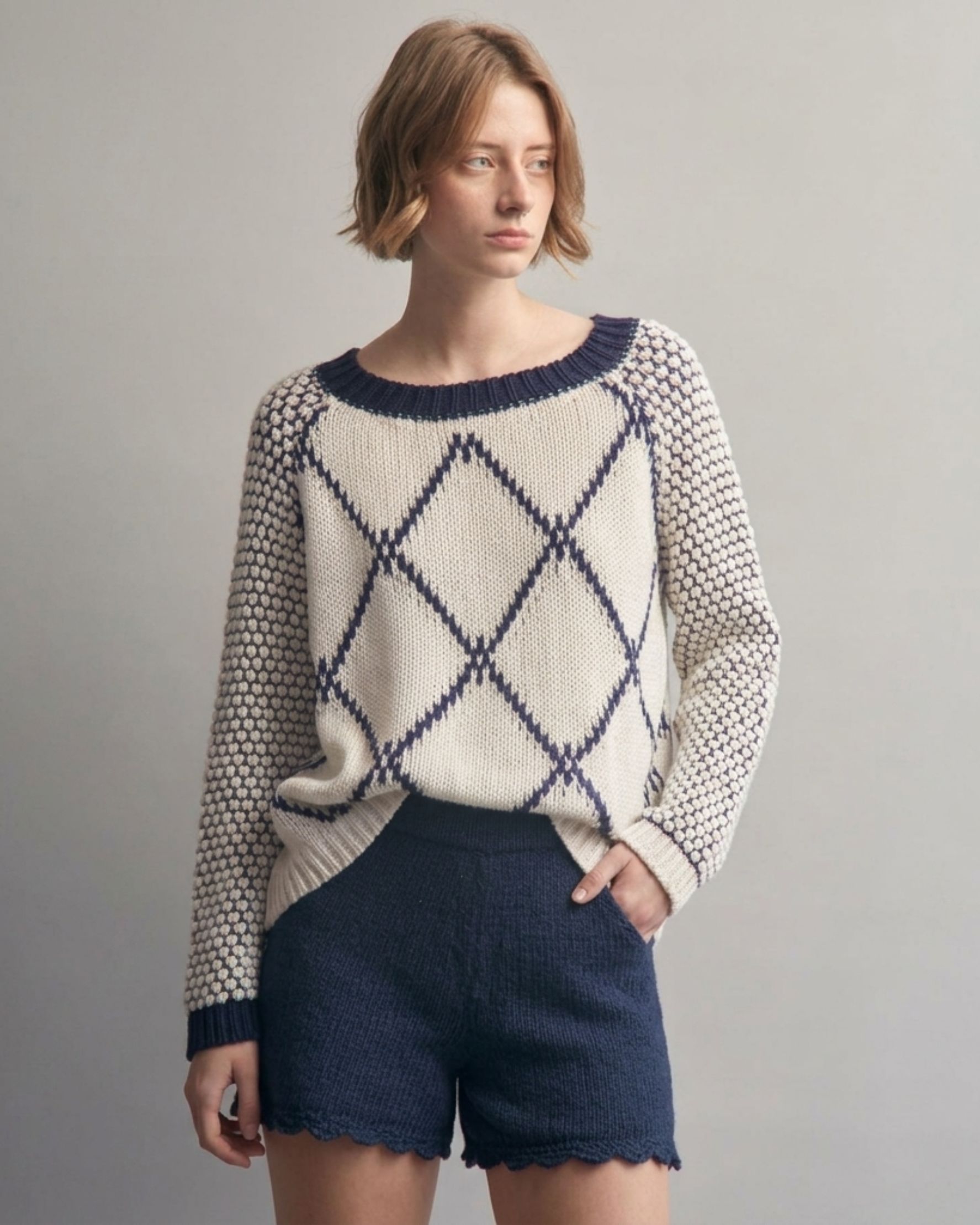 Marga Shorts Navy - alternate view