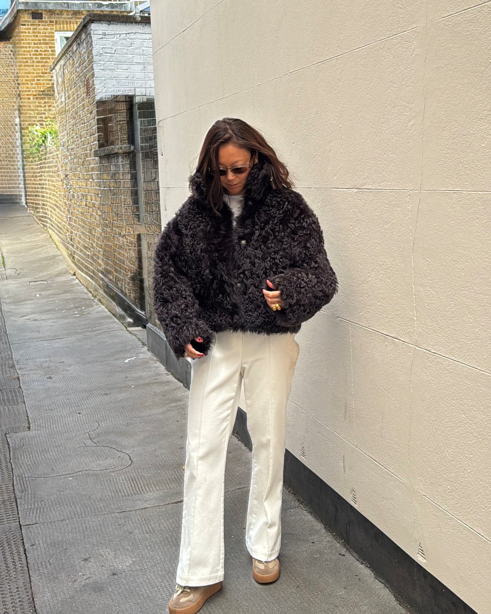 Gato Cropped Shearling Jacket Dark Brown - alternate view