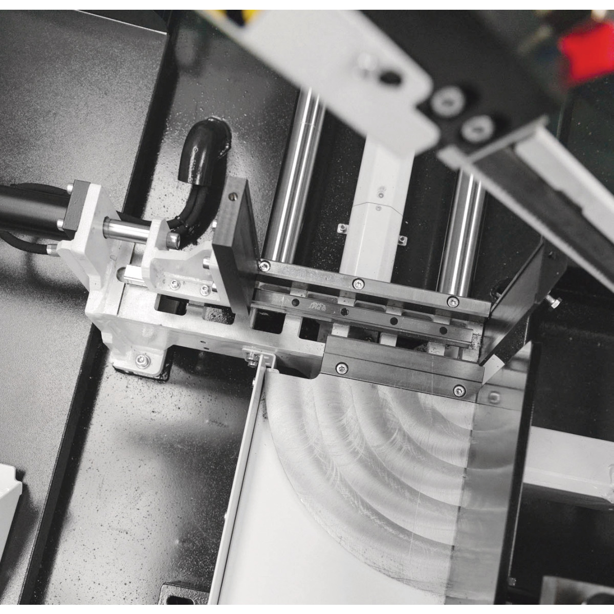Sierra huincha para metal Metallkraft BMBS 300 x 320 CNC-G - vista 3