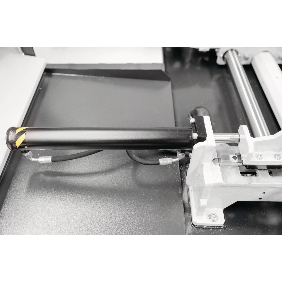 Sierra huincha para metal Metallkraft BMBS 300 x 320 CNC-G - vista 4