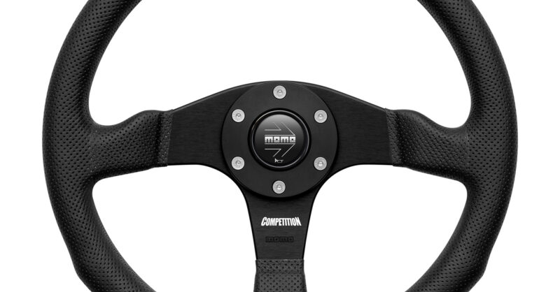 momo-competition-leather- 