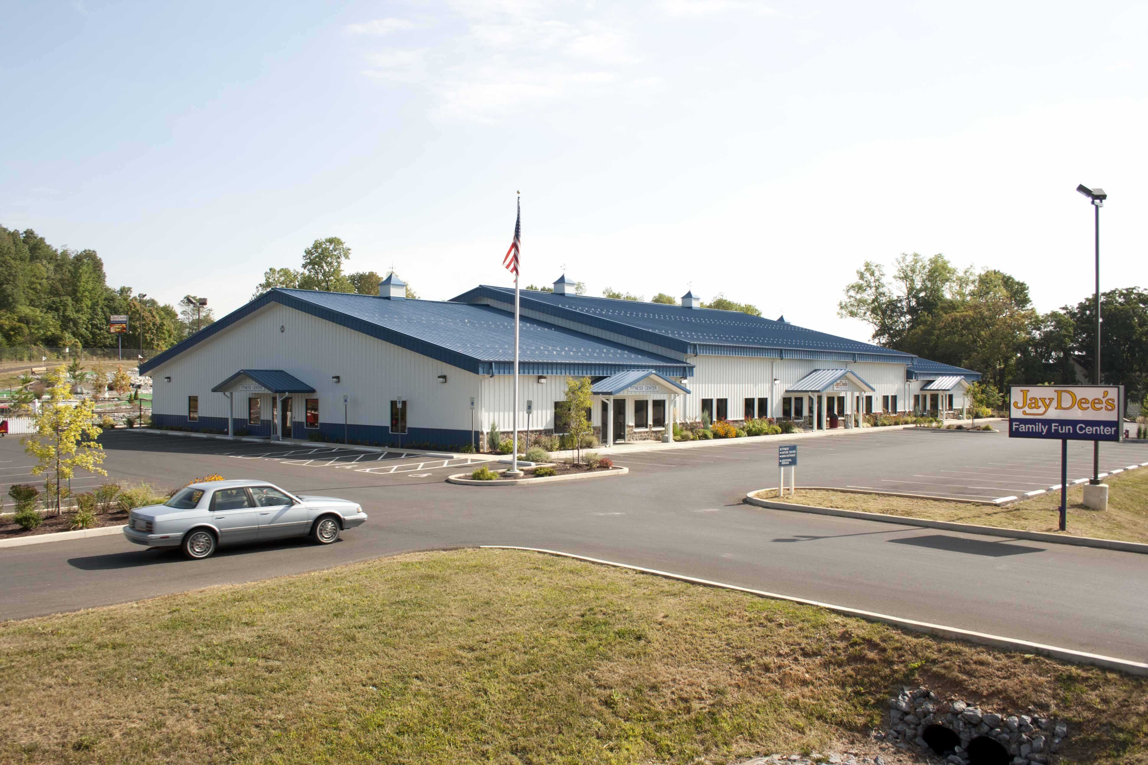 Jaydee'S Family Fun Center: Your Family'S Next Weekend Adventure! - 861tluu