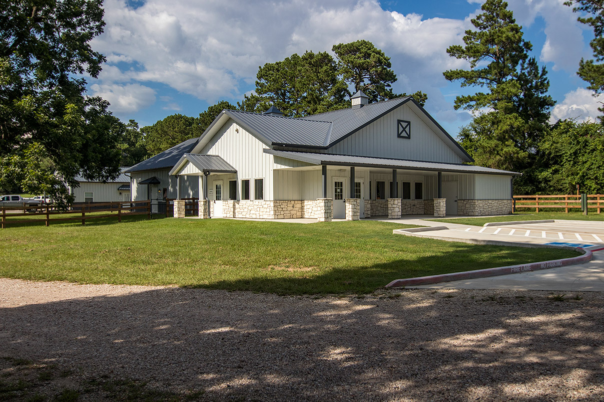 Woodforest Veterinary Medical Center