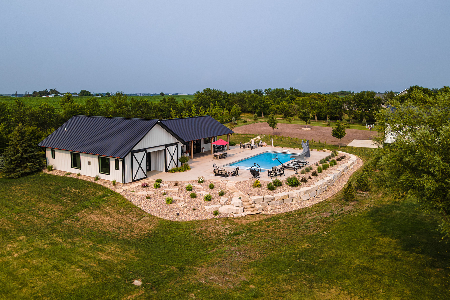 Metal \u0026 Steel Ranch Home | Post Frame Single Story House, image size:1800x1200