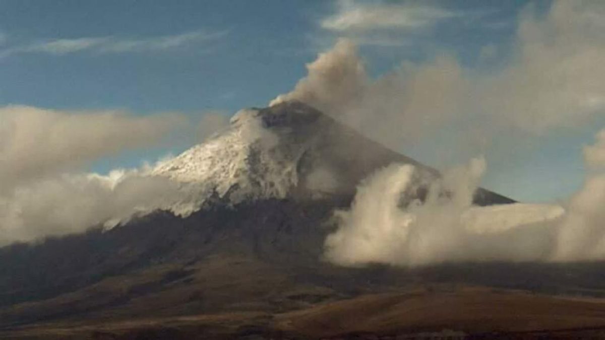 Noticia: Registran caída de ceniza del volcán Cotopaxi en varias zonas de Ecuador Registran caída de ceniza del volcán Cotopaxi en varias zonas de Ecuador