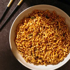Garlic Soy Thin Street Noodles - 2