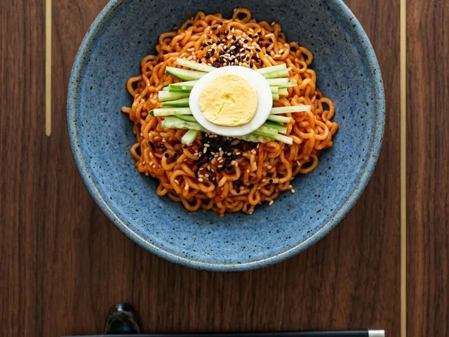 Bul-Bibim: Buldak + Paldo Bibimmen, Served Cold