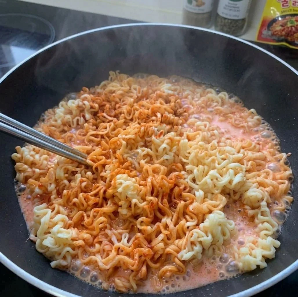 Milk Buldak with sausage: Buldak Cooked in Milk - step 3