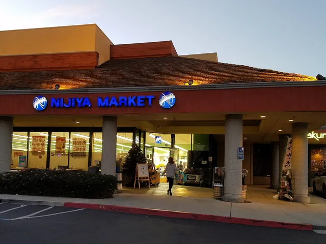 Nijiya Market in San Diego