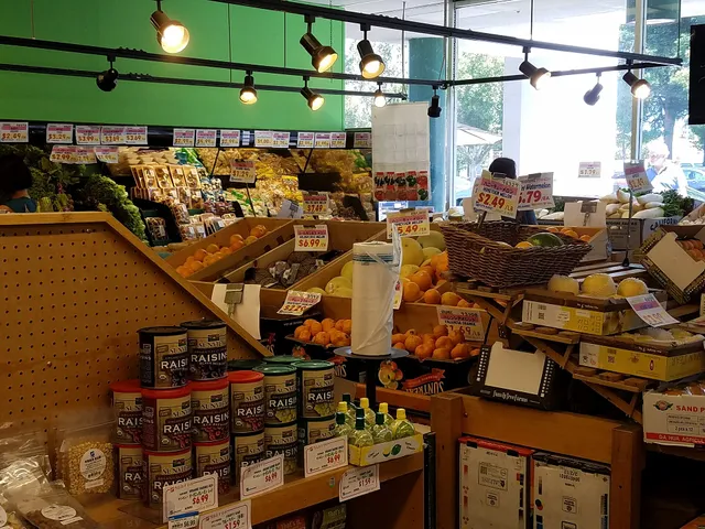 Produce section at Nijiya Market Mountain View