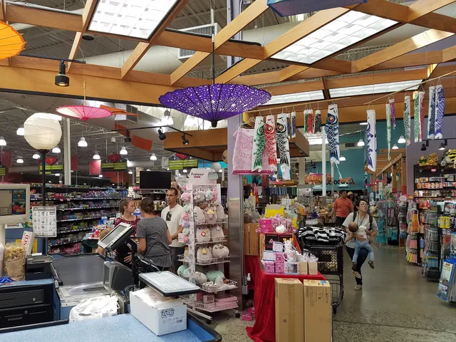 Inside Uwajimaya Bellevue