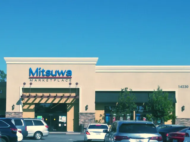 Mitsuwa Marketplace storefront in Irvine