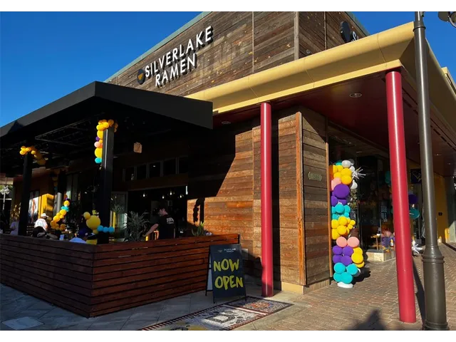 Silverlake Ramen - Victoria Gardens