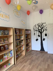 painting the library