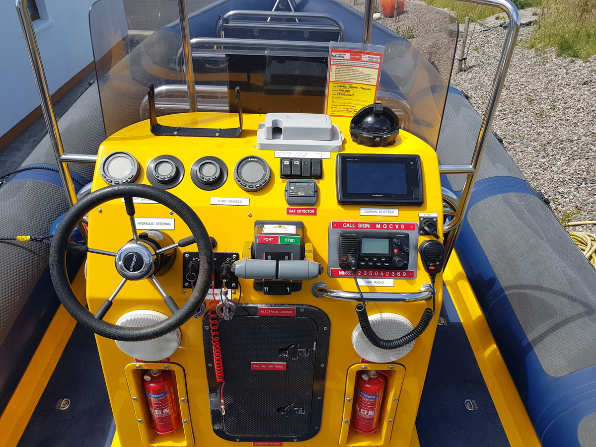 694-9m-ribcraft-with-twin-250hp-outboards_3