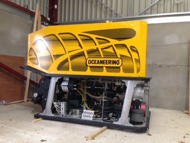 840-oceaneering-magnum-rov_1
