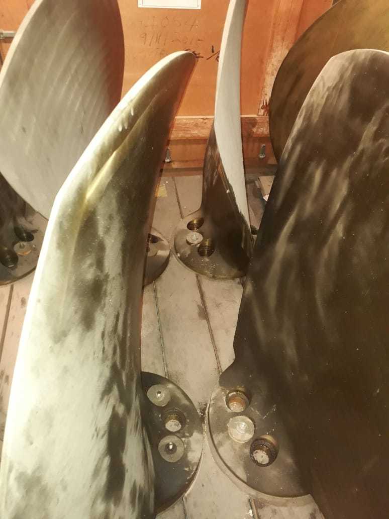 1214-propellor-hub-for-berg-800-hx-4_2