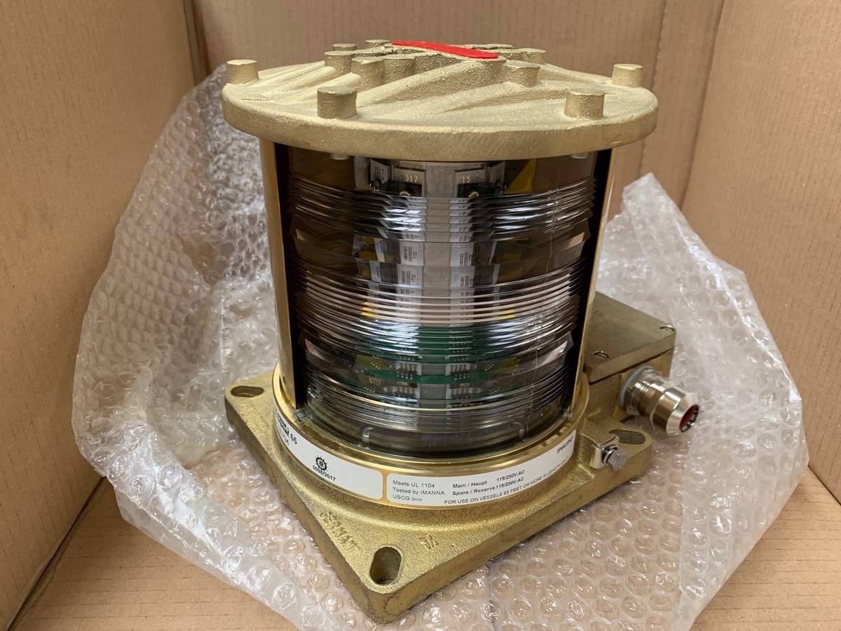 1457-glamox-series-65-led-navigation-lights_1