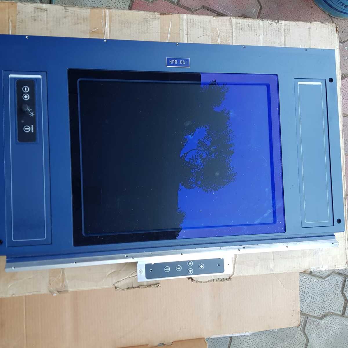 2215-kongsberg-dgps-rack-with-lcd-display_9