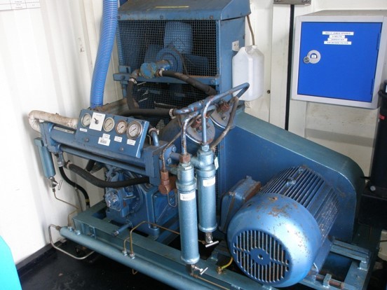 2362-containerised-compressor-package_2