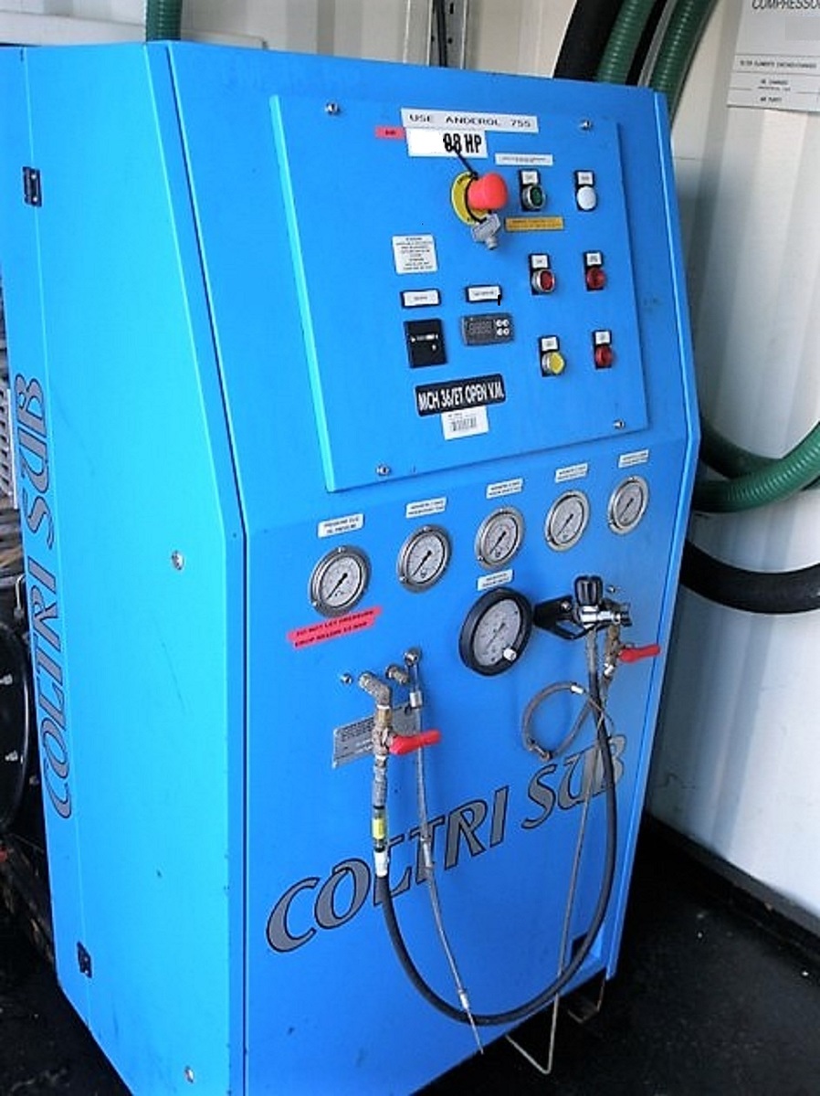 2362-containerised-compressor-package_3