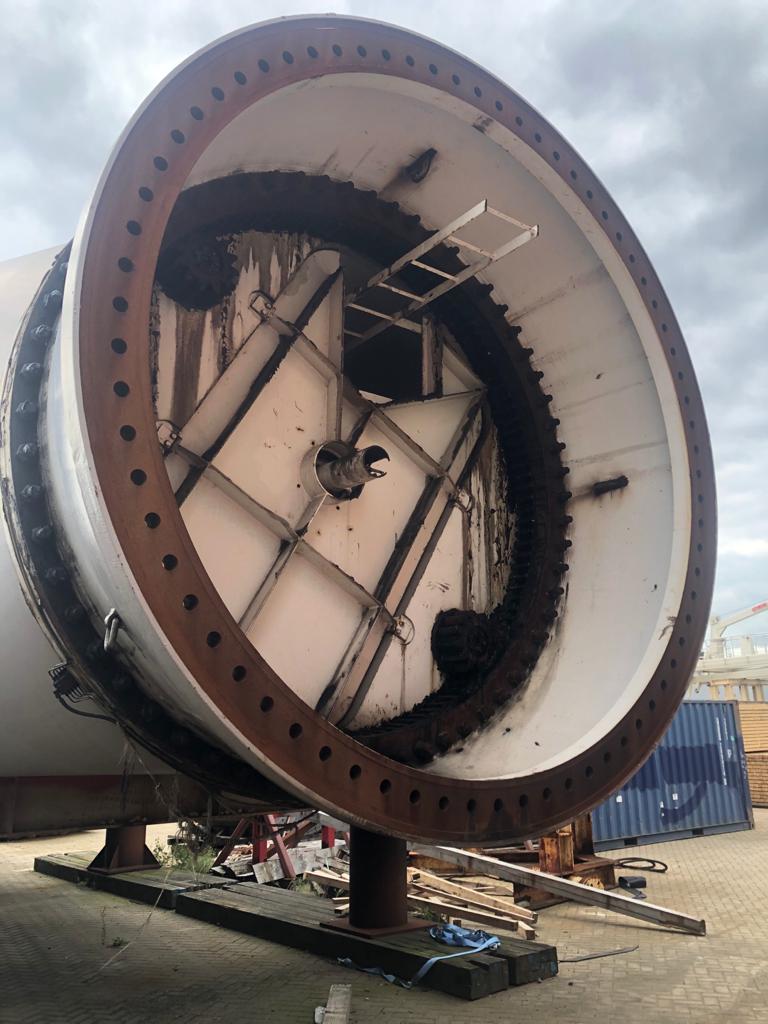 2469-26t-huisman-offshore-crane_4