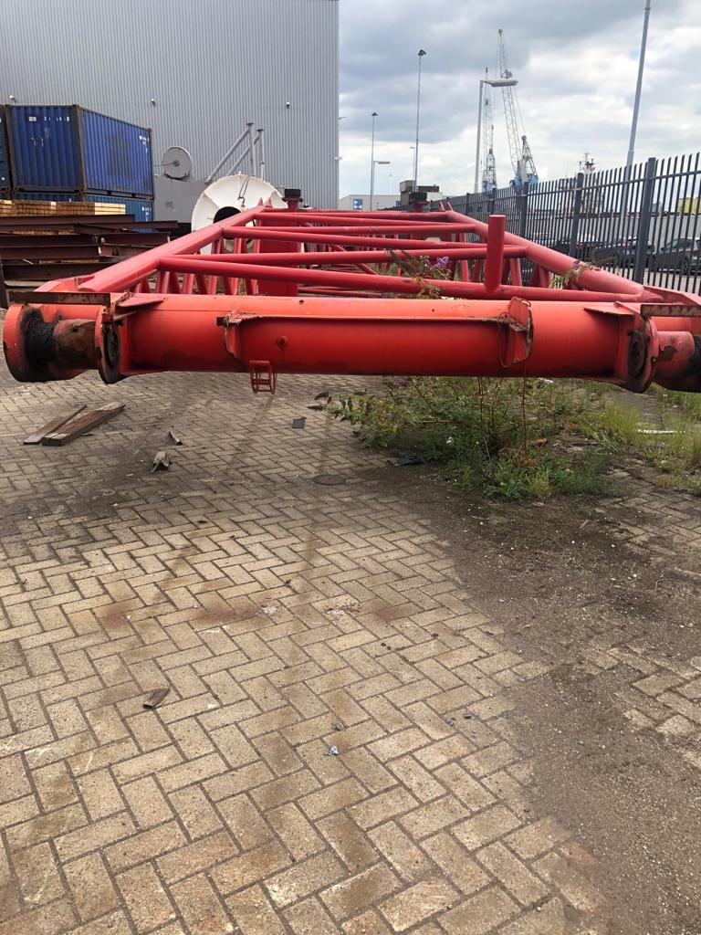 2469-26t-huisman-offshore-crane_5