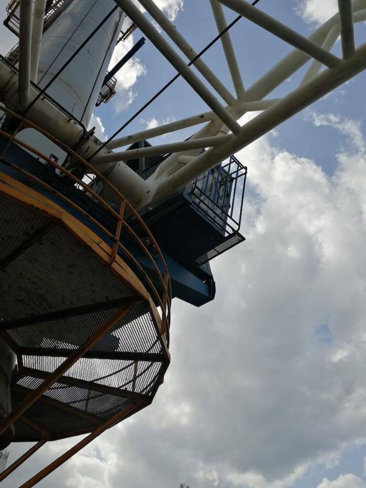 2584-huisman-120t-kingpost-crane_6