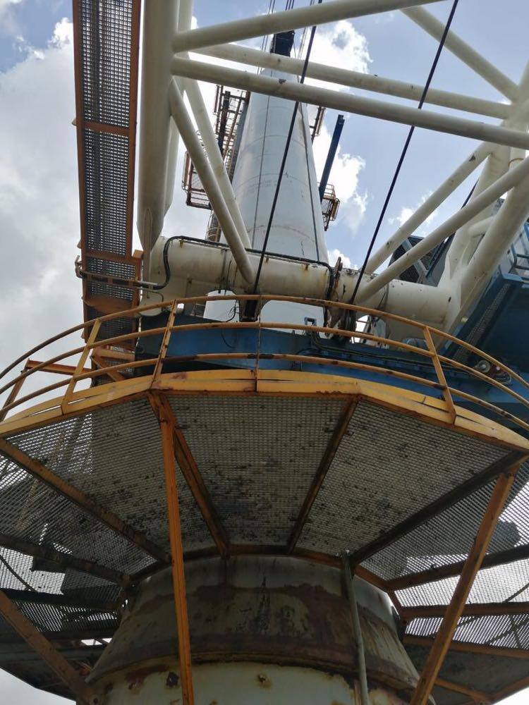 2584-huisman-120t-kingpost-crane_4