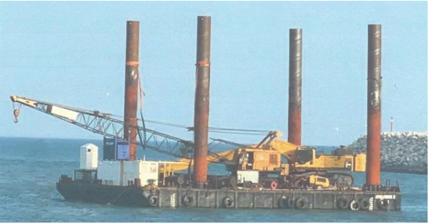 2603-construction-support-barge-time-or-bare-boat-charter_1