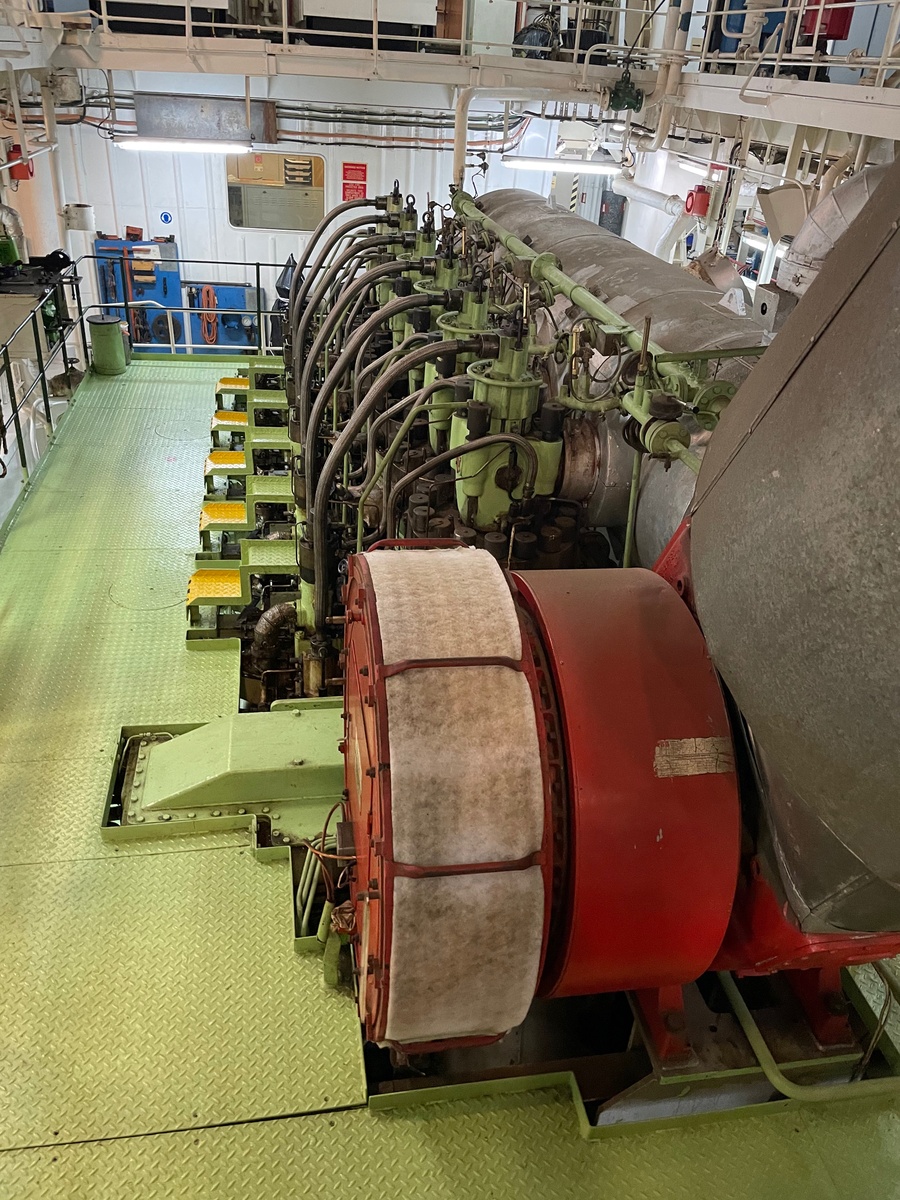 2716-1993-man-b-w-6s50mc-complete-engine_1